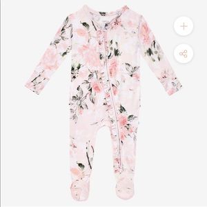 Posh Peanut Vintage Pink Ruffled Zipper Footie